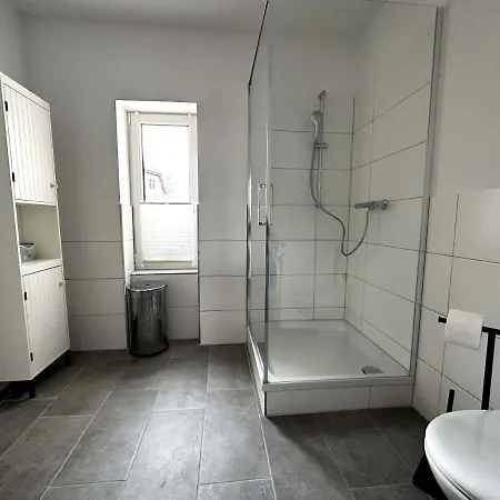 Apartment Ruhige Monteurwohnung-fewo Fuer 4 Personen In