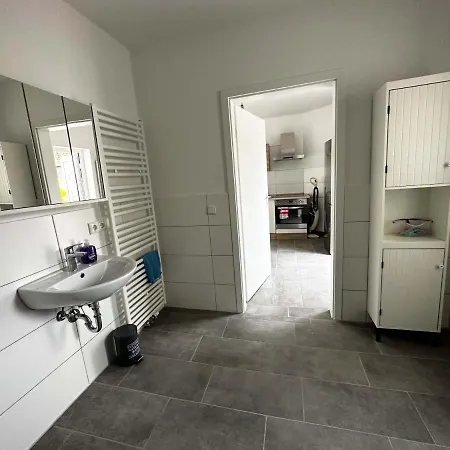 Ruhige Monteurwohnung-fewo Fuer 4 Personen In Apartment *